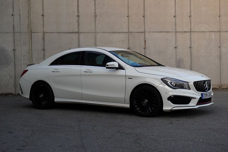 Mercedes-Benz CLA 250 160kW AMG - fotka 4 z 31