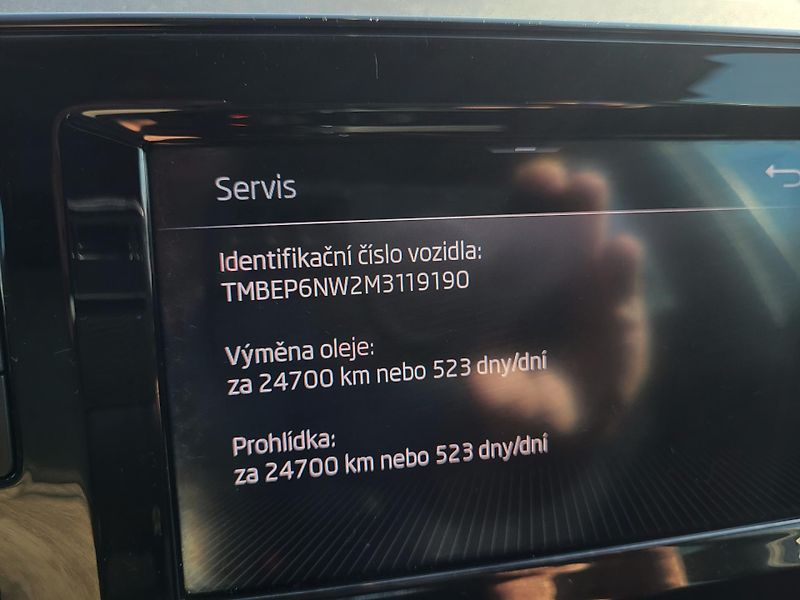 Škoda Scala 1.0 TSI 70kW AMBITION *ČR - fotka 40 z 42