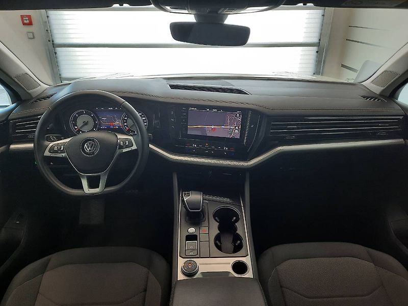 Volkswagen Touareg (2020) 3.0 TDI 4Motion (170kW/231k) T - fotka 5 z 27