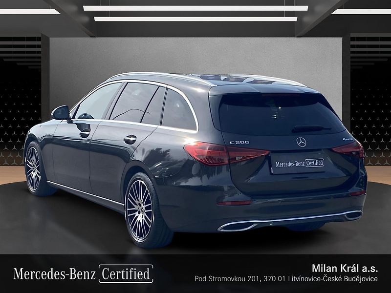 Mercedes-Benz Třídy C C 200 4MATIC kombi - fotka 3 z 26