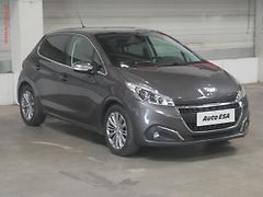 Peugeot 208 (2019) 1.2 PT, Allure, navi - fotografie inzerátu