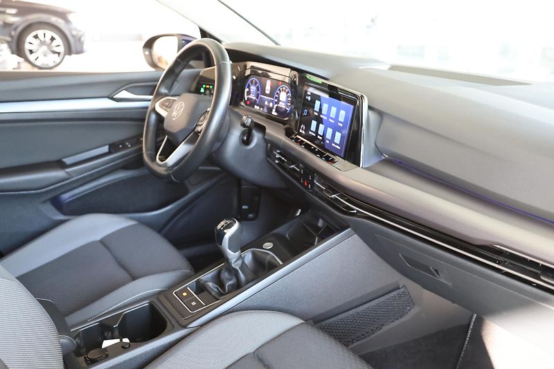 Volkswagen Golf Variant (2023) 2.0TDI LED Navi Tažné Display - fotka 18 z 39