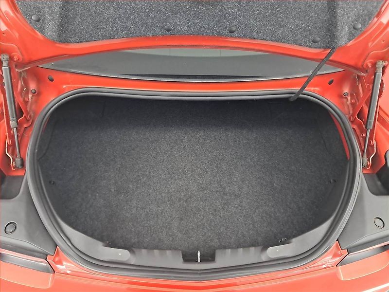 Chevrolet Camaro (2012) 6.2 V8 - fotka 14 z 17