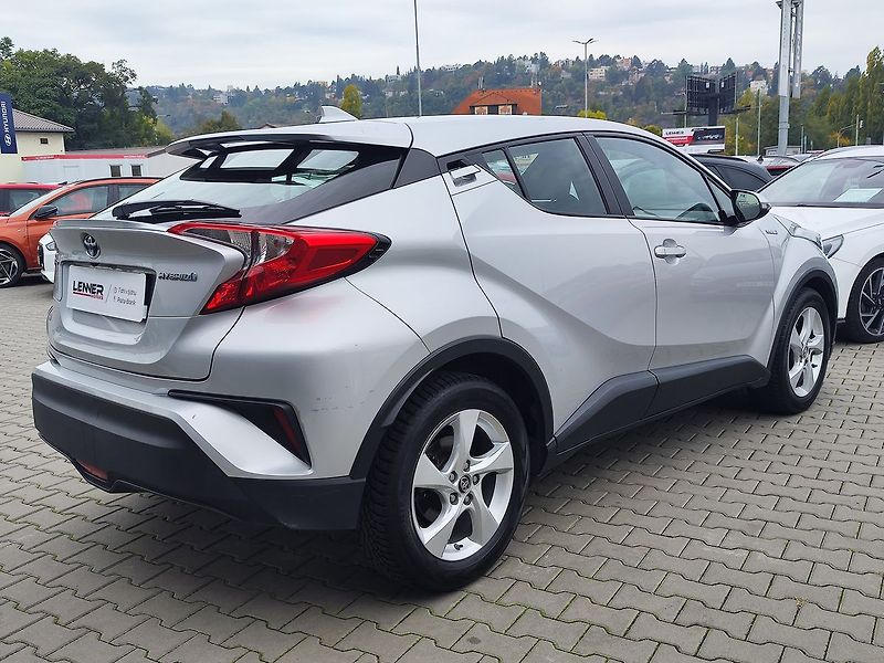 Toyota C-HR 1.8 HEV/90kW Comfort e-CVT - fotka 5 z 32