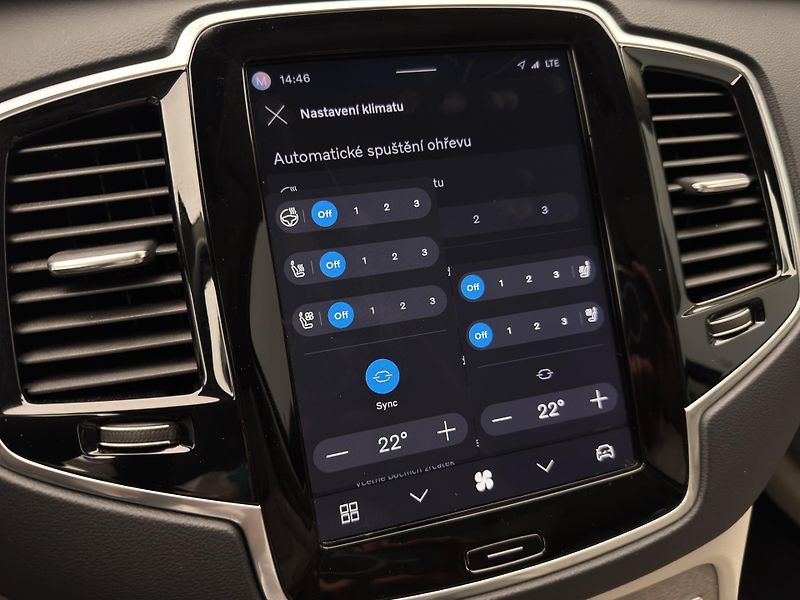 Volvo XC90 B5 AWD ULTIMATE AUT  - fotka 48 z 52