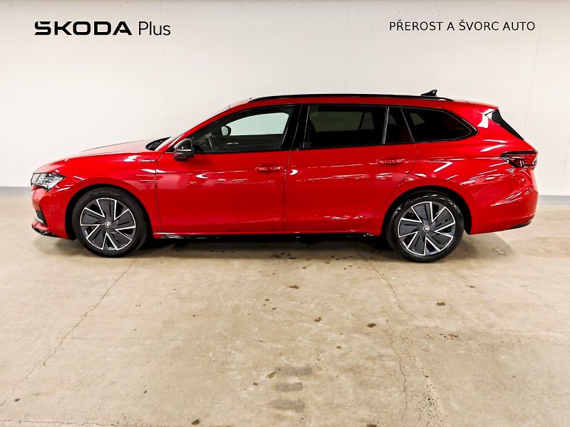 Škoda Superb (2025) Combi 2.0 TDI 142 kW DSG 4x4 S - fotka 3 z 36