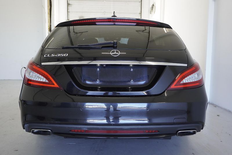 Mercedes-Benz CLS 3,0D 4MATIC AMG-LINE  - fotka 6 z 29