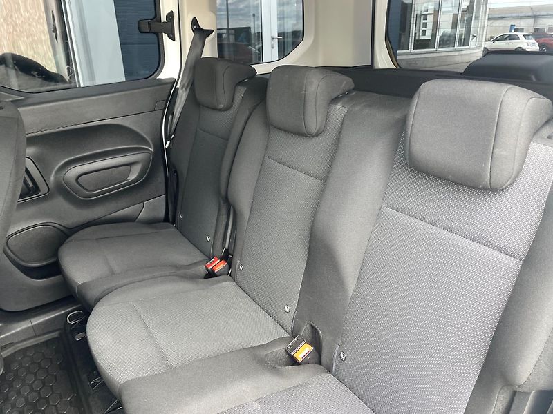 Peugeot Rifter (2022) Active 1,5 BlueHdi 100k Man6 - fotka 6 z 7