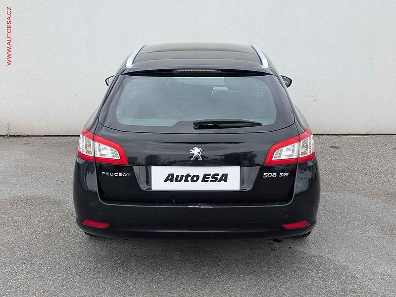 Peugeot 508 (2013) 1.6 eHDi, AT - fotka 5 z 13