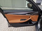 BMW Řada 5 520d Xdrive M-Sport ČR,1.Maj. - náhled 37
