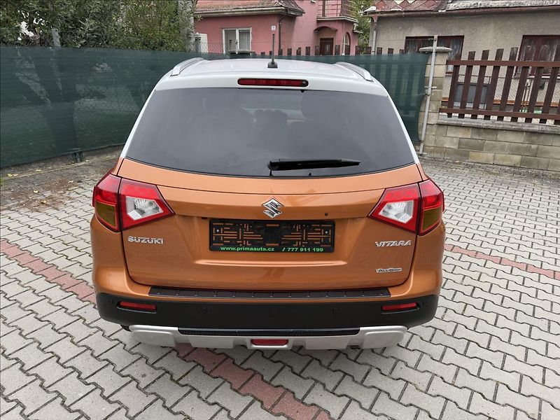 Suzuki Vitara 1,6 4x4 AUTOMAT - fotka 4 z 30