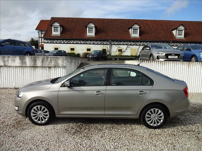 Škoda Rapid 1.2TSI 66kW - fotka 4 z 46