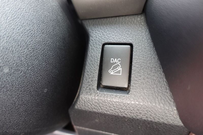 Toyota RAV4 2.0 VVTi Multidrive S  Active - fotka 24 z 33