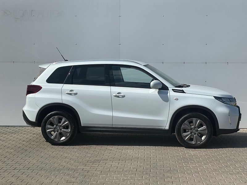 Suzuki Vitara 1,4 BoosterJet Premium Hybrid - fotka 8 z 29
