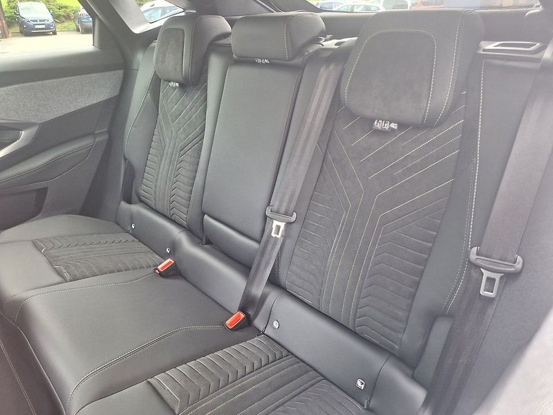 Peugeot 3008 (2026) GT Hybrid 145 e-DCS6 - fotka 23 z 23