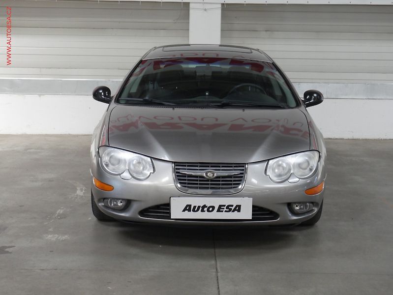 Chrysler 300C (1999) 3.5LV6, 2.maj,ČR, AT, tempo - fotka 2 z 21