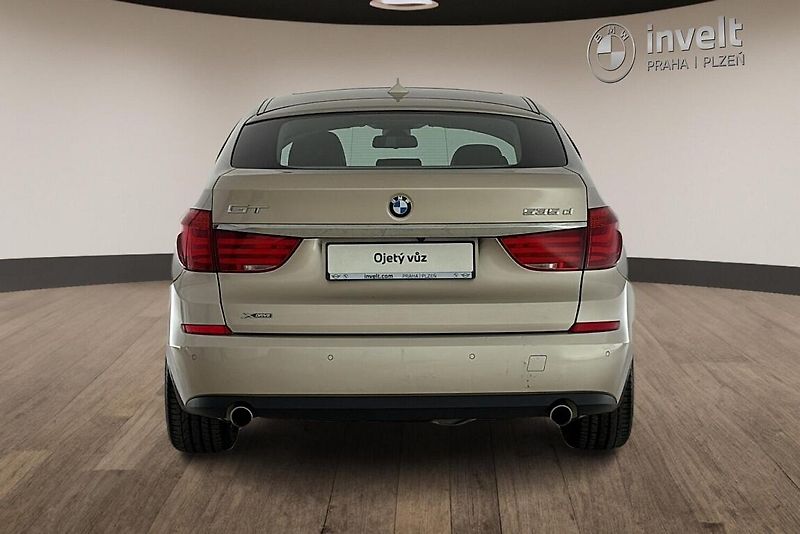 BMW Řada 5 535xdGT - fotka 4 z 23