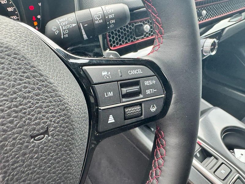 Honda Civic (2026) 2.0 e:HEV SPORT MR27 SKLADEM - fotka 37 z 44