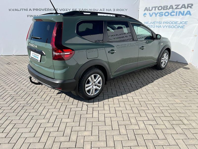 Dacia Jogger (2023) 1.0TCe 7míst! Tažné! ČR+1.maj. - fotka 4 z 32