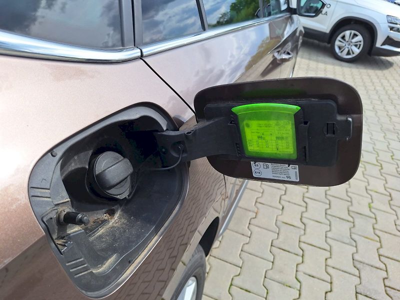 Škoda Kamiq (2020) 1.0 TSI / 85 kW / 7DSG / Style - fotka 29 z 32