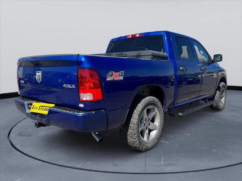Dodge RAM 1500 3,6 i - fotka 8 z 16