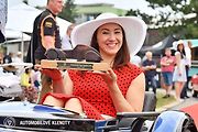 Poslední dubnovou sobotu bude na trávnících v areálu Galerie Golf Hostivař k vidění zhruba padesátka špičkových historických automobilů.