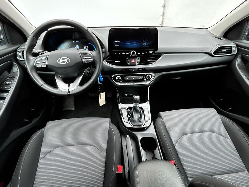 Hyundai i30 Smart DCT - fotka 5 z 26