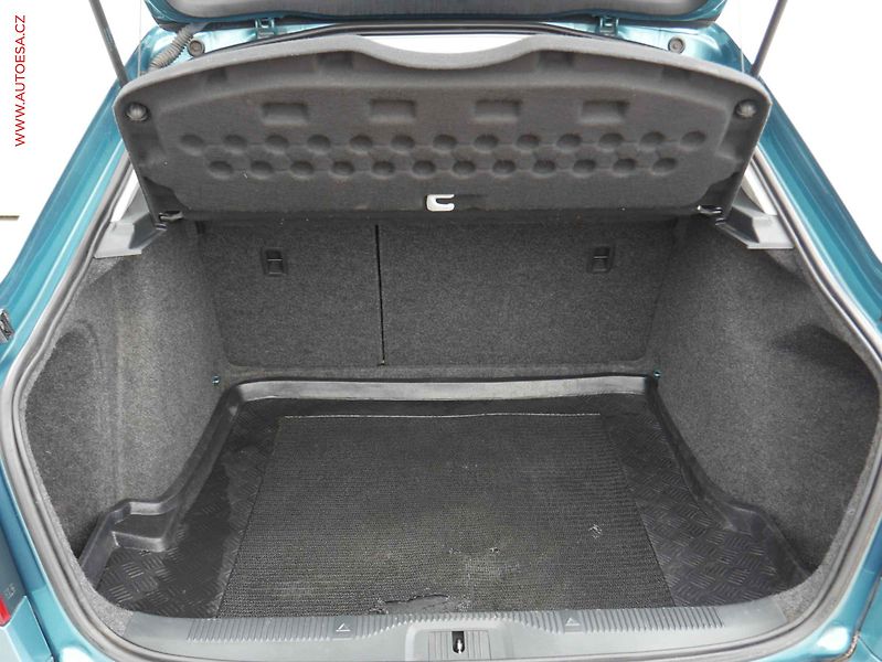 Škoda Octavia (2011) 1.2 TSI, 2.maj,ČR, AC, el. - fotka 7 z 14