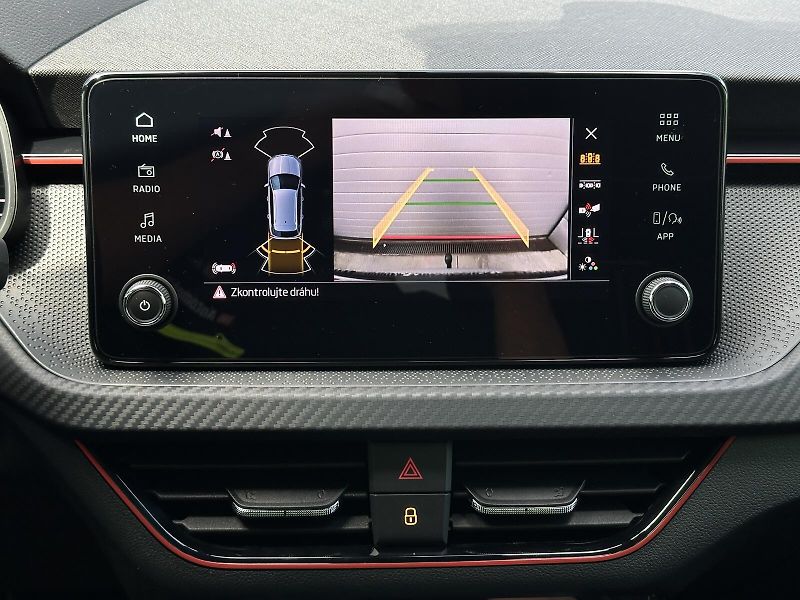 Škoda Kamiq 1.0TSi Monte Carlo 116PS Matri - fotka 35 z 45