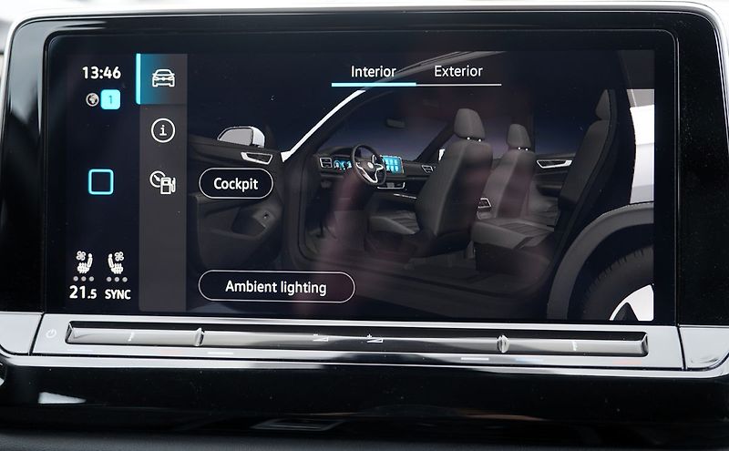 Volkswagen Atlas 2.0 TSI/automat/kůže/7 míst - fotka 43 z 49