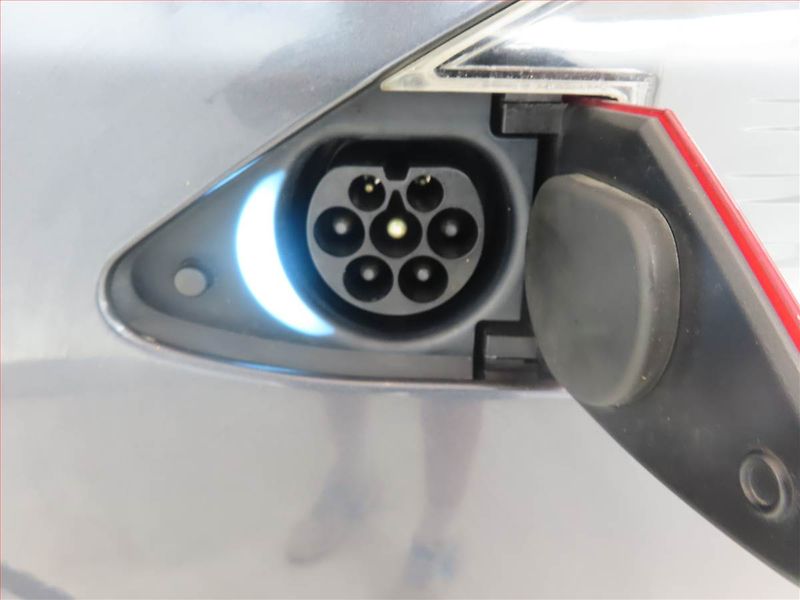 Tesla Model S (2017) P100D, SoH 93% - fotka 17 z 17