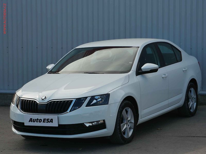 Škoda Octavia (2018) 1.4 TSi, ČR - fotka 3 z 24