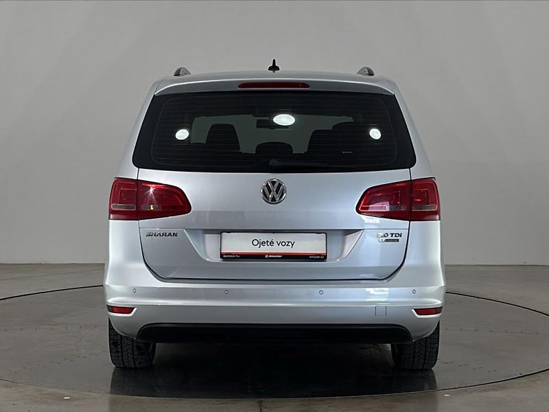 Volkswagen Sharan 7míst - fotka 17 z 26