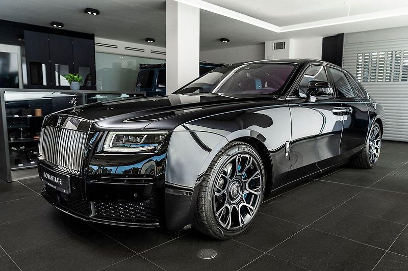 Rolls-Royce Ghost (2023) Black Badge / Skladem - fotografie inzerátu