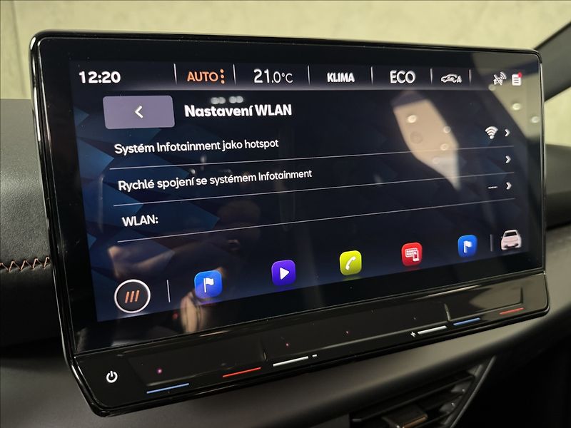 Cupra Born 150kW LED SoH 96,5% PDC - fotka 40 z 48