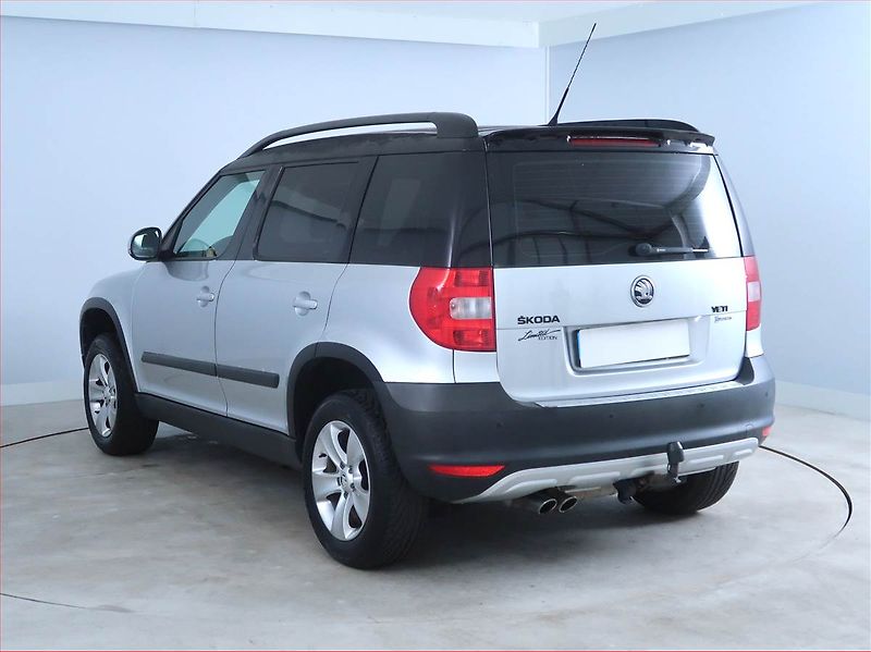 Škoda Yeti (2010) 1.2 TSI, Automat - fotka 4 z 14