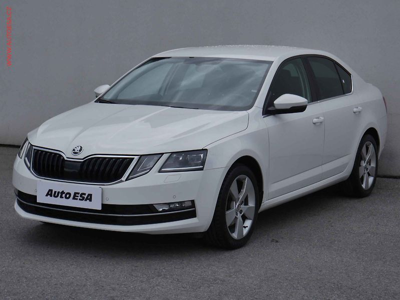 Škoda Octavia (2019) 1.5 TSi, ČR, Style, DSG - fotka 3 z 21