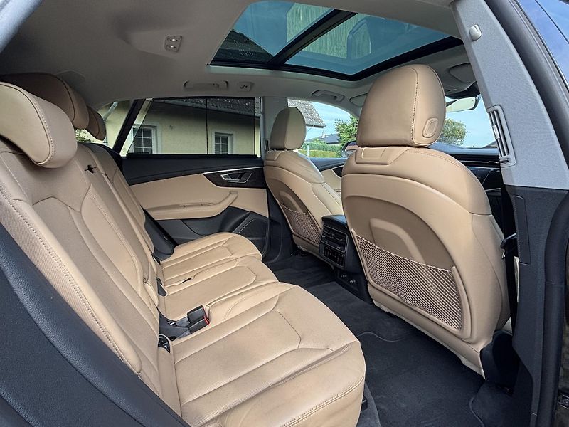 Audi Q8 (2023) 50 TDI,S-line,Q,Vzduch,Nez.top - fotka 13 z 27