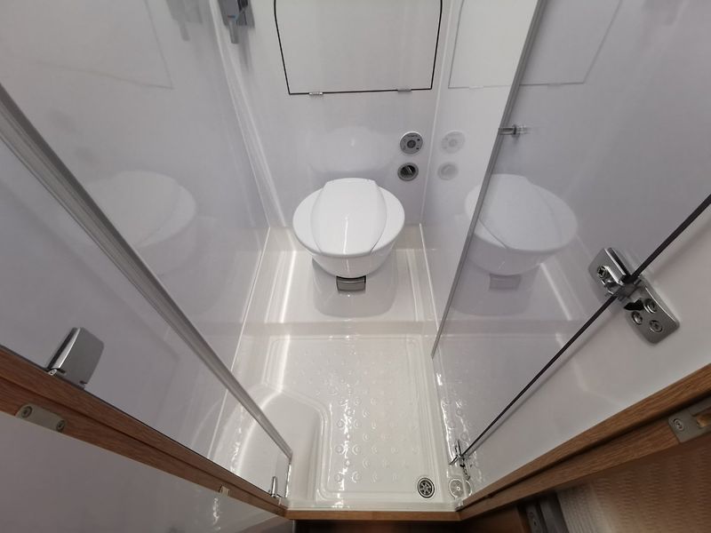 Affinity Ostatní (2024) Camper ONE 2,2 Mjet 132 kW 9AT - fotka 39 z 50
