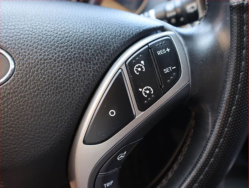 Hyundai i30 (2013) 1.6 MPI, Serv.kniha, Tempomat - fotka 17 z 17