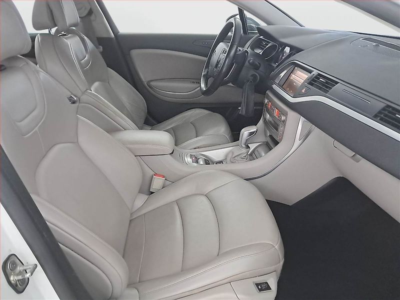 Citroën C5 (2016) 2.0 BlueHDI, Automat - fotka 9 z 21
