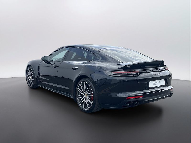 Porsche Panamera (2019) GTS - fotka 3 z 30