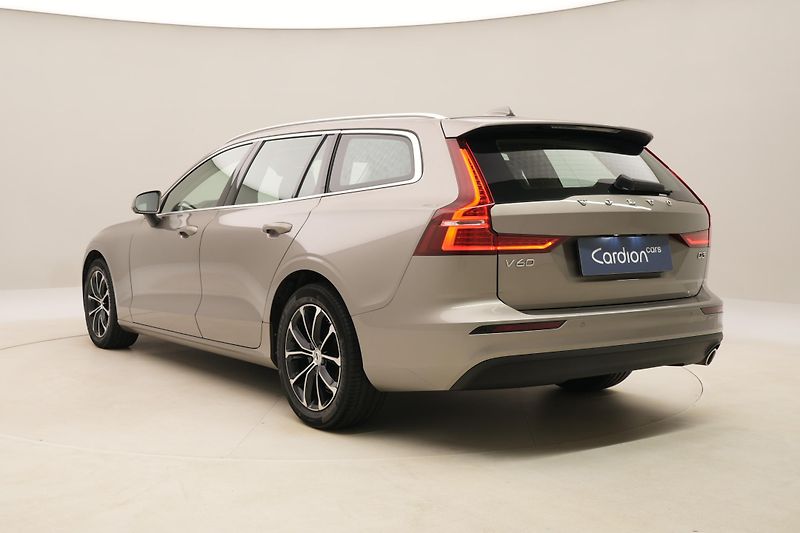 Volvo V60 D3 MOMENTUM AUT - fotka 10 z 41