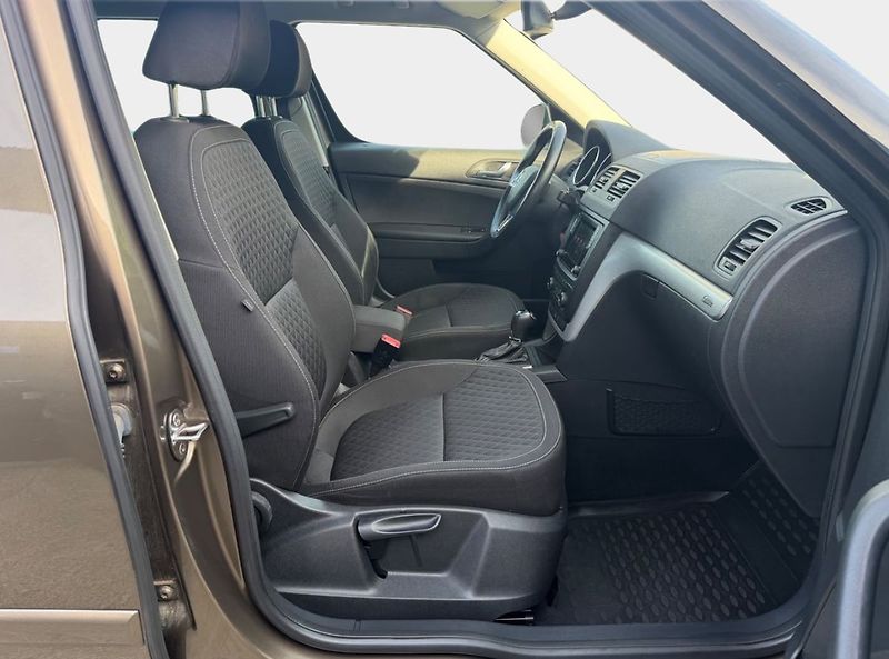 Škoda Yeti 1.4 TSI Cool Edition 4x4 DSG - fotka 10 z 20