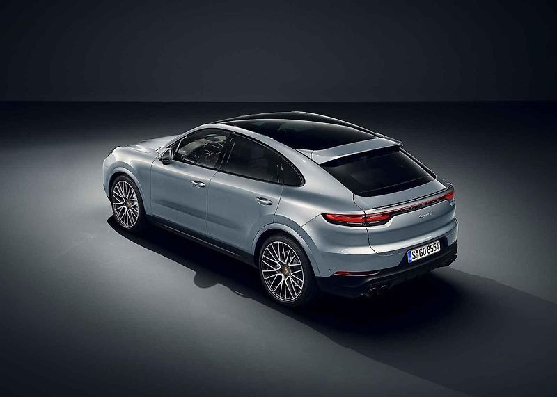 Porsche Cayenne S Coupé je nejnovějším přírůstkem do modelové řady německé automobilky.