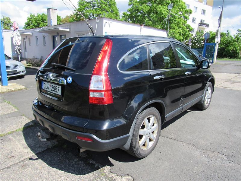 Honda CR-V 2,0 i-VTEC 4x4 Elegance - fotka 6 z 28