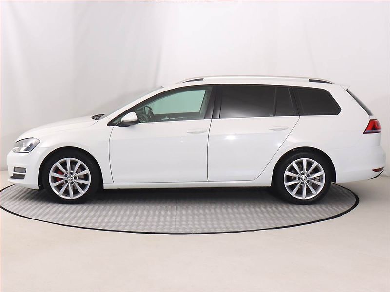 Volkswagen Golf (2015) Highline 1.6 TDI, Automat - fotka 3 z 19