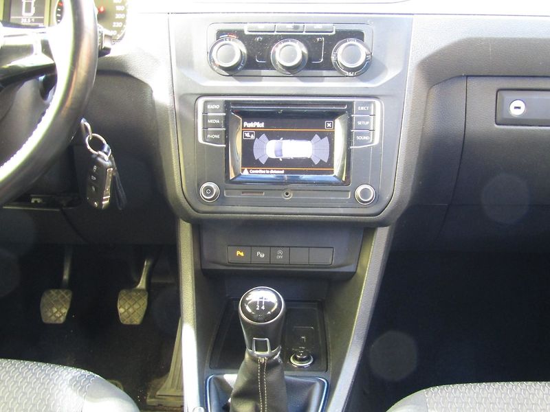 Volkswagen Caddy (2015) 2.0 TDI 75kW GENERATION FOUR - fotka 17 z 38