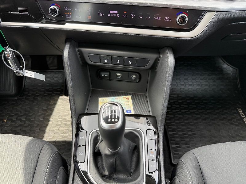Kia Sportage (2023) EXCLUSIVE 1.6TGDI 110kW CZ DPH - fotka 10 z 11