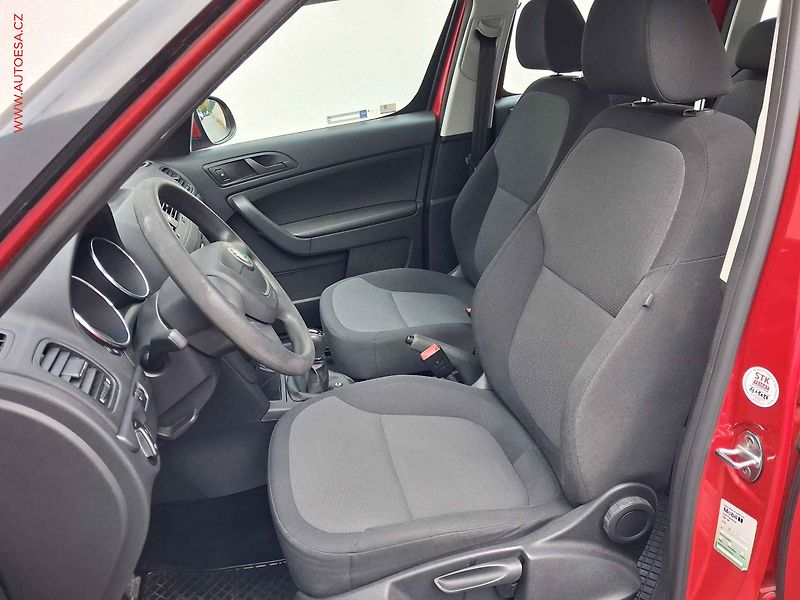 Škoda Yeti (2012) 2.0 TDi 4x4, 2.maj,ČR - fotka 9 z 15